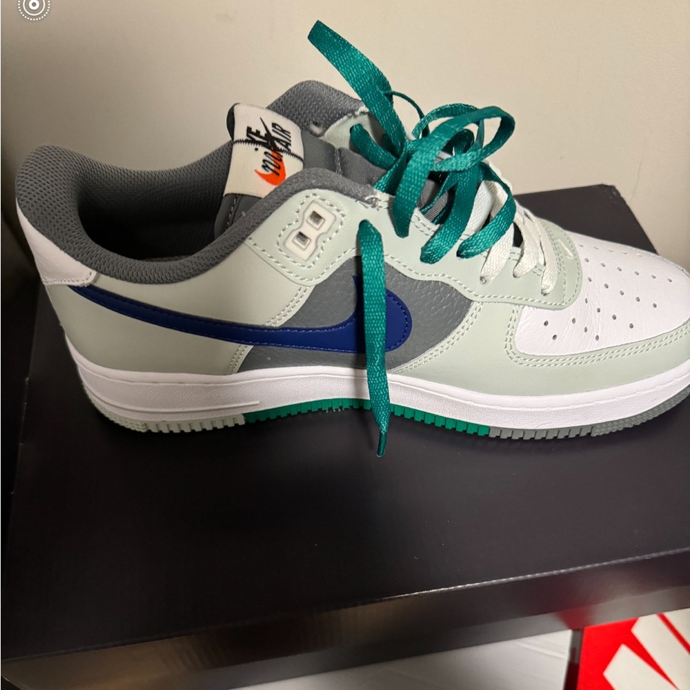 Brand new air for one